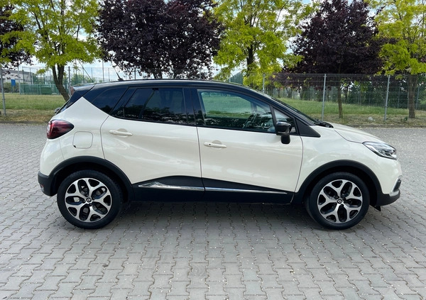 Renault Captur cena 47900 przebieg: 77000, rok produkcji 2018 z Poznań małe 137